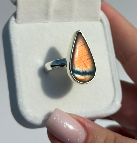 Golden Flash Labradorite Ring - Size Q