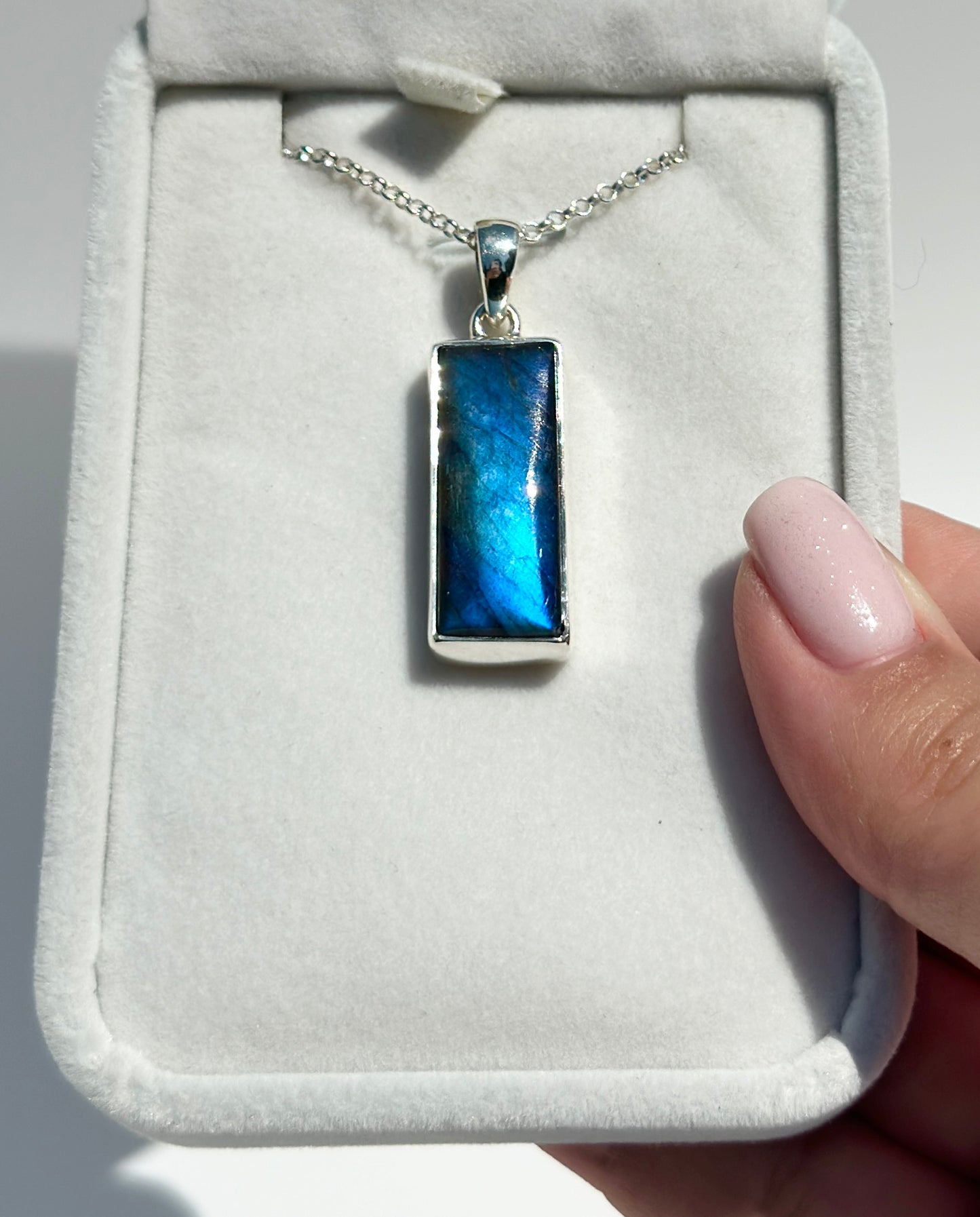 Blue Flash Labradorite Pendant