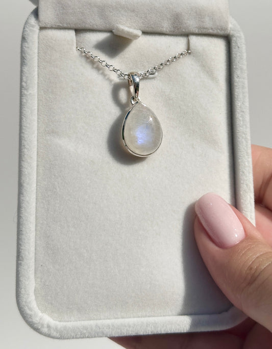 Rainbow Moonstone Pendant