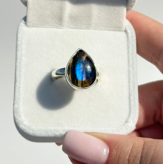 Blue Flash Labradorite Ring - Adjustable