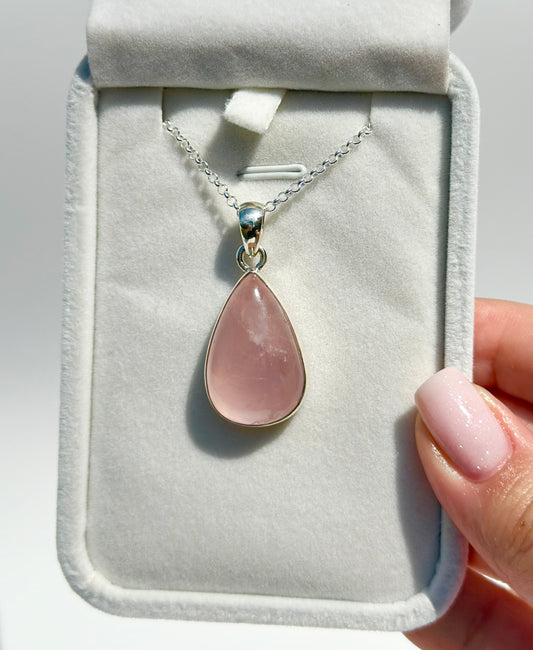 Gemmy Rose Quartz Pendant