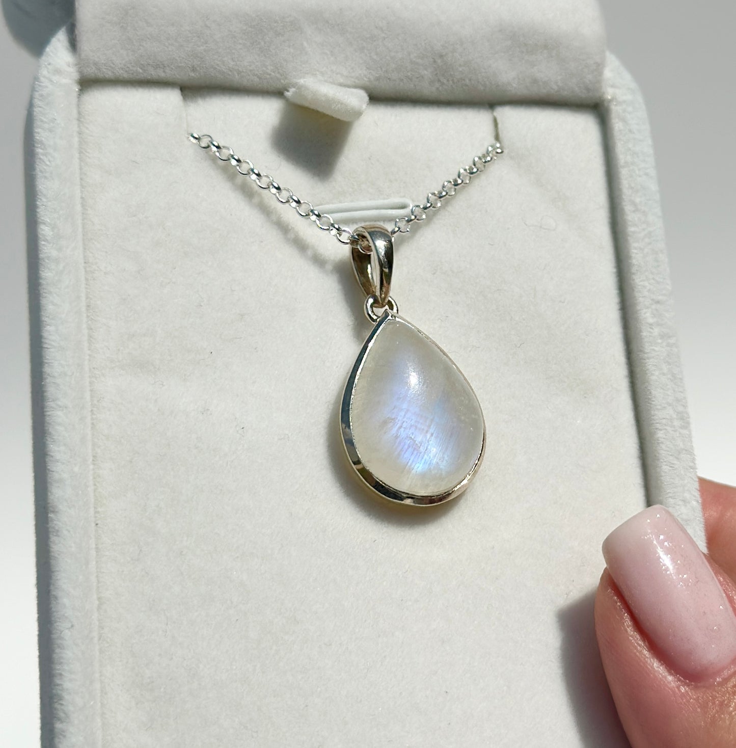 Rainbow Moonstone Pendant